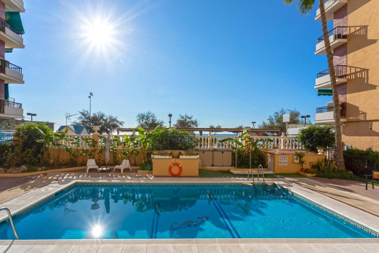 Fantastico Apartamento A Pie De Playa By Renthas Lägenhet Fuengirola Exteriör bild